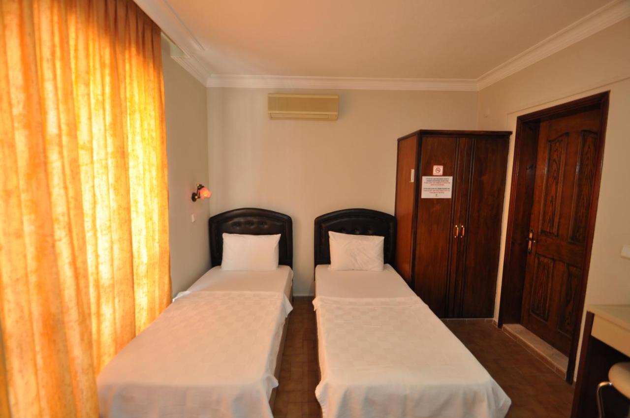 Defne & Zevkim Apart Otel Marmaris