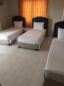 Defne & Zevkim Apart Otel