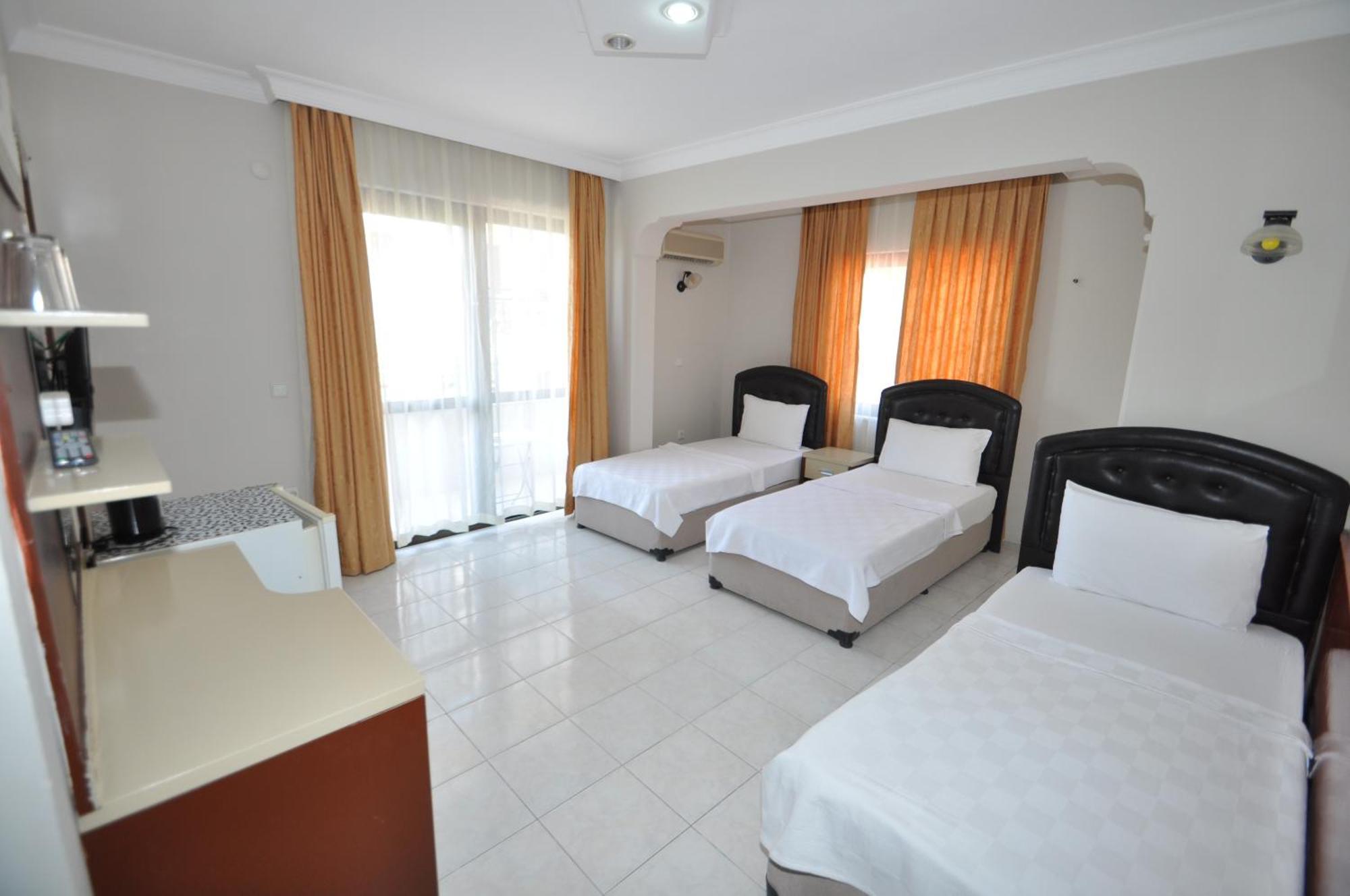 Defne & Zevkim Apart Otel